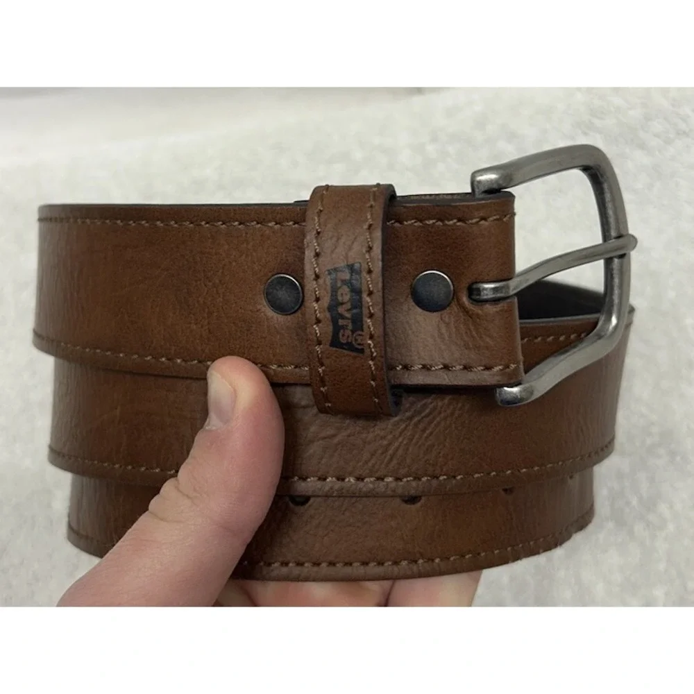 Levis Mens Size L Brown Leather Adjustable Belt